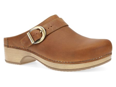 Dansko Women s Baylor Oiled Pull Up in Tan Fashion