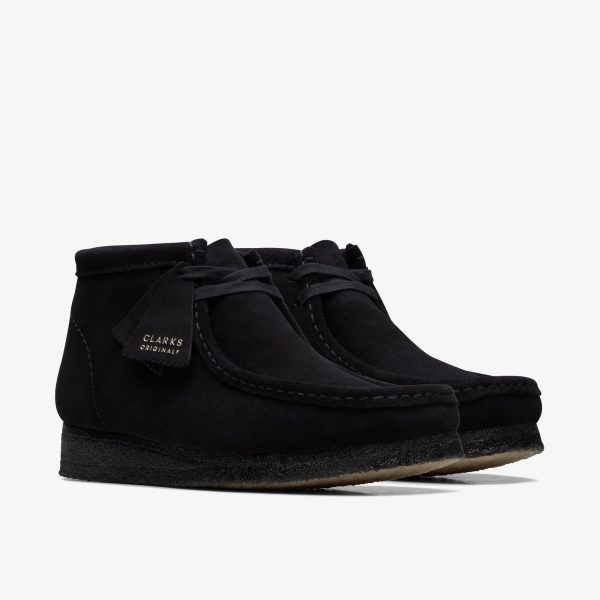 Clarks Men s Wallabee Boot in Black Suede Online